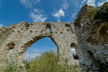 Fototapeta na wymiar Ruins of the ancient city, ruins and cave cities in Crimea, Russia.