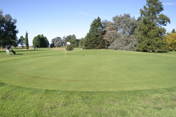Fototapeta na wymiar campo de golf