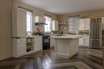 White and brown colors kitchen