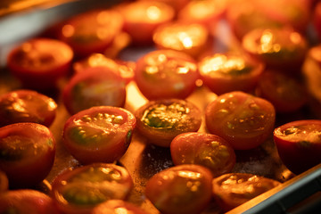 Fototapeta na wymiar ドライトマト dried tomatoes トマト ミニトマト
