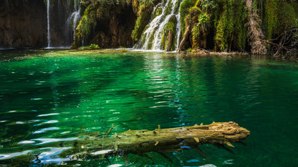 Cascades and waterfalls in the landscape of Plitvice Lakes, Croatia.
