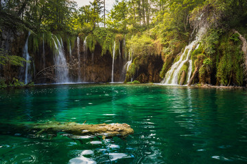 Cascades and waterfalls in the landscape of Plitvice Lakes, Croatia.