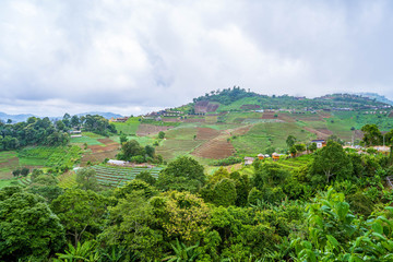Obraz premium Cloudy sky against mountain scape in Thailand.