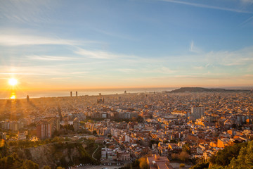 Obraz premium Piękny wschód słońca w Barcelonie