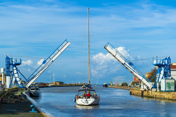 Fototapeta premium Le pont basculant