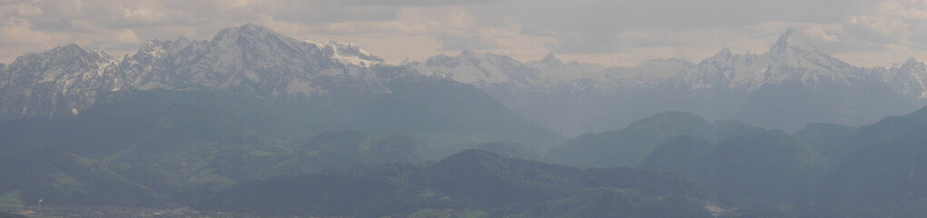 Obraz premium Panoramic view of alpine landscape near Salzburg ,Austria