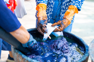 make tie dye fabric for use handmade