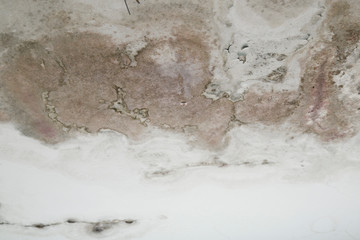 infiltration and leaks in the ceiling