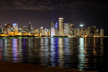 Obraz na płótnie Canvas Night View to the Reflection of the Chicago City , USA