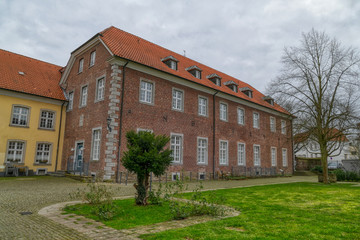 Fototapeta na wymiar Historisches ehemaliges Klostergebäude in Mülheim an der Ruhr