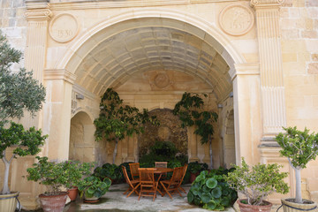 Fort St Angelo (Forti Sant Anglu), beautiful inner courtyard of Magisterial Palace inside the fort, famous historical landmark at Birgu Waterfront, Malta, Vittoriosa bay of the Mediterranean sea - 322068528