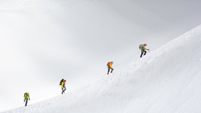 Cord&eacute;e en haute montagne