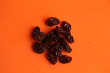 food, black raisins from Spain