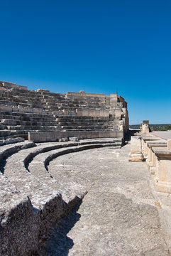 Teatro romano en ruinas