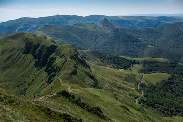 Les monts du Cantal