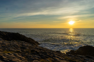Fototapeta premium Coucher de soleil côte sauvage Quiberon