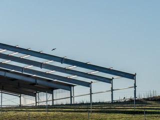 Obraz premium Neubau einer landwirtschaftlichen Lagerhalle