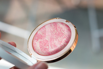 pink gold marble high lighter