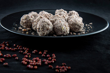 sweet sorghum rice cake balls with red bean