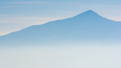 Berg am See im Nebel - Chiemgauer Alpen