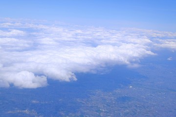 上空からの空景色　旅イメージ