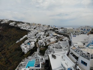 Fototapeta na wymiar Fira Santorini a vista de Drone