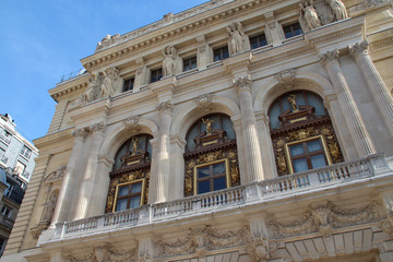 Fototapeta na wymiar theater (opéra comique) in paris (france)