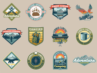 Naklejka premium Set collection of vintage camping travel badges