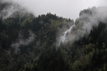 stubaital, mischbach-wasserfall