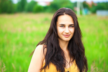 Naklejka premium Portrait of beautiful young happy woman