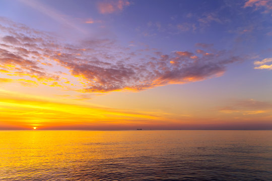 Sunset sky landscape dramatic sea view © Emoji Smileys People