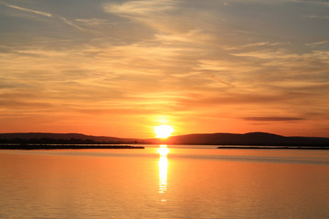 Naklejka premium The amazing sunset in Palavas pond in the south of Montpellier, France