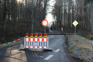 Windbruch, Straßensperrung