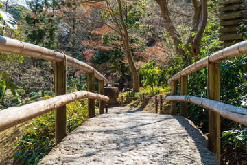 庭園の石橋