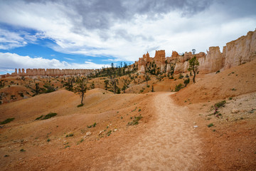 hiking the fairyland loop trail in bryce canyon national park, utah, usa