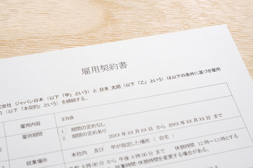 Fototapeta premium 【写真素材】雇用契約書 労働条件 就職 転職 サイン 押印