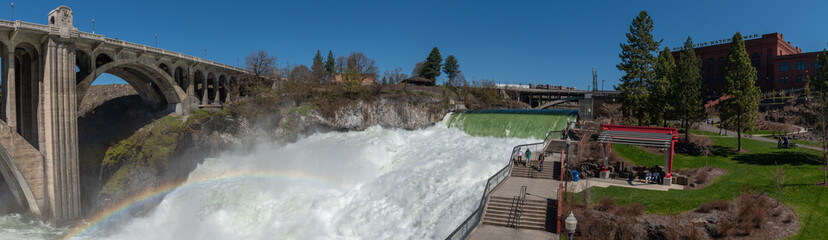 Fototapeta premium Lower Spokane Falls & Huntington Park Panorama