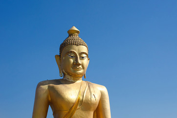 Fototapeta na wymiar golden buddha statue in thailand
