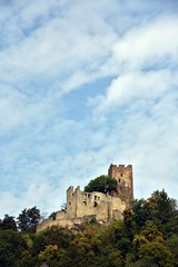Fototapeta na wymiar Kastelburg bei Waldkirch im Breisgau - Castle ruins in the Black Forest