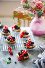 Raw white chocolate cheesecake tart...style rustic