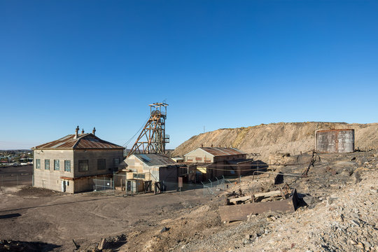View of the old disused mine head at Lode Lookout in Broken Hill, NSW