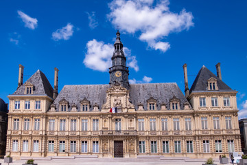Fototapeta na wymiar City hall of Reims city in Champagne-Ardenne region of France