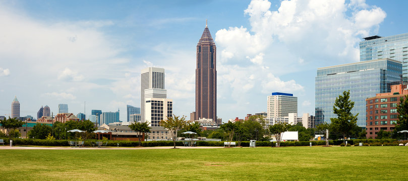 Panoramic city skyline of Atlanta, Georgia, United States