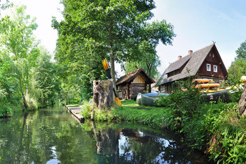 alte Häuser im Spreewald