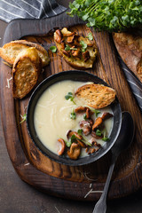 Creamsoup with mushrooms