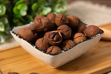 Walnut is a kind of nut food, it is very nutritious. It can also be used as medicine after grinding in Asia