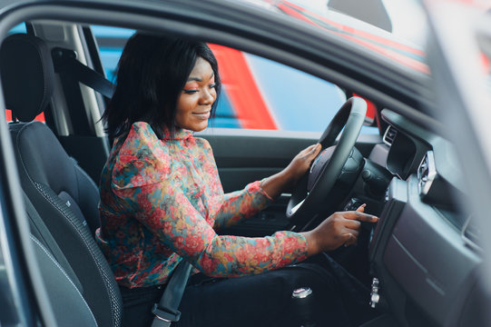 African American Business Woman Driving.