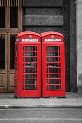 twoe red telephone boxes in london