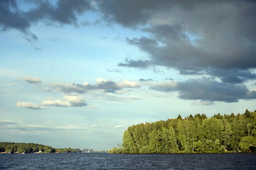 Fototapeta na wymiar Klyazma reservoir of the Moscow canal