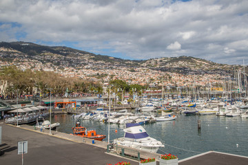 Fototapeta na wymiar Madeira Landschaft und Küsten